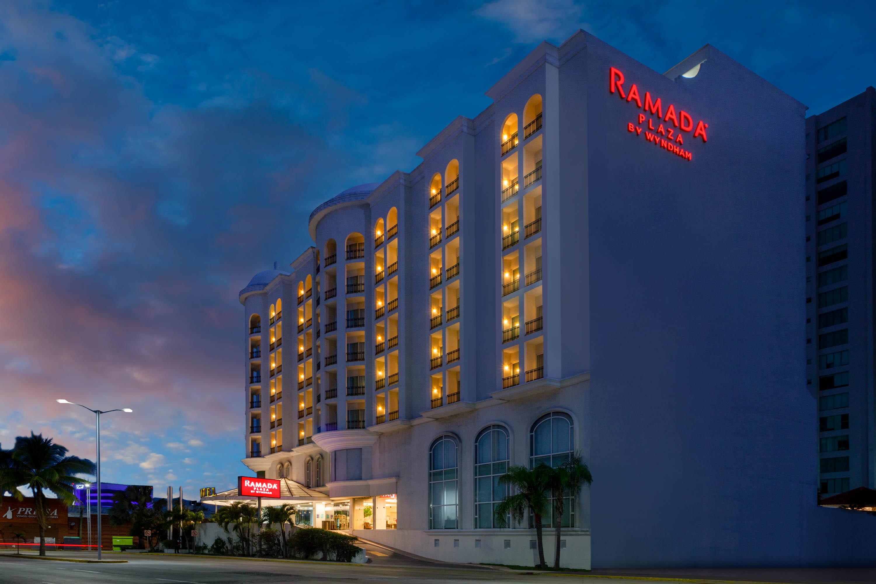 מלון Ramada Plaza By Wyndham Veracruz Boca Del Rio מראה חיצוני תמונה